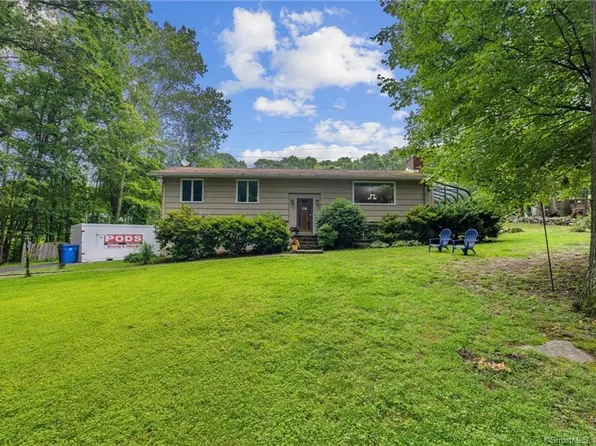 38 Daybreak Lane, Shelton, CT 06484