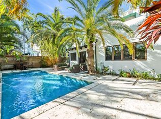 2153 N Bay Rd, Miami Beach, FL 33140