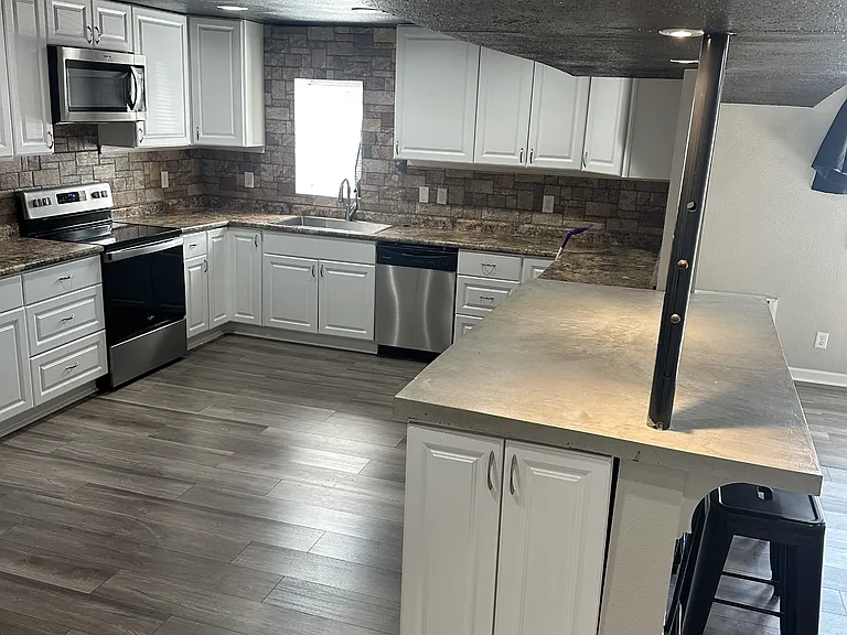 600A Sara St #1 — Photo 7