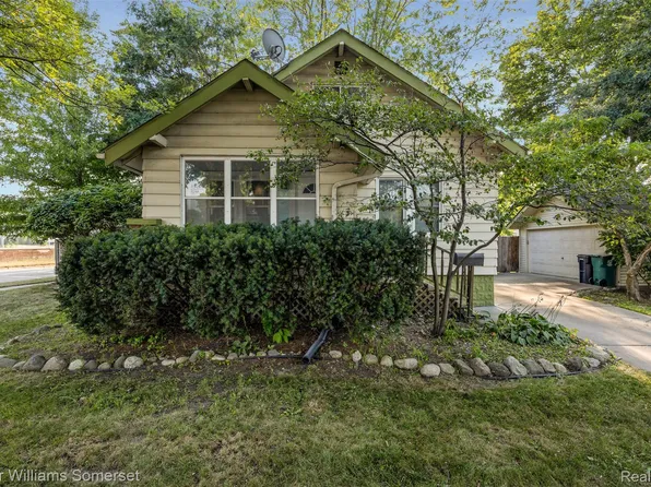 1600 McLean Ave, Royal Oak, MI 48067