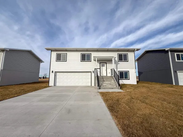 1303 S Harrison St, Lexington, NE 68850