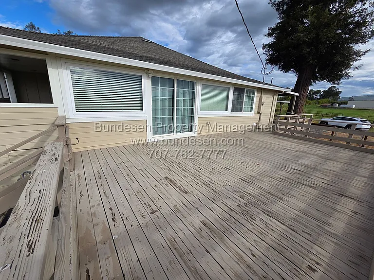 811 Old Adobe Rd — Photo 21