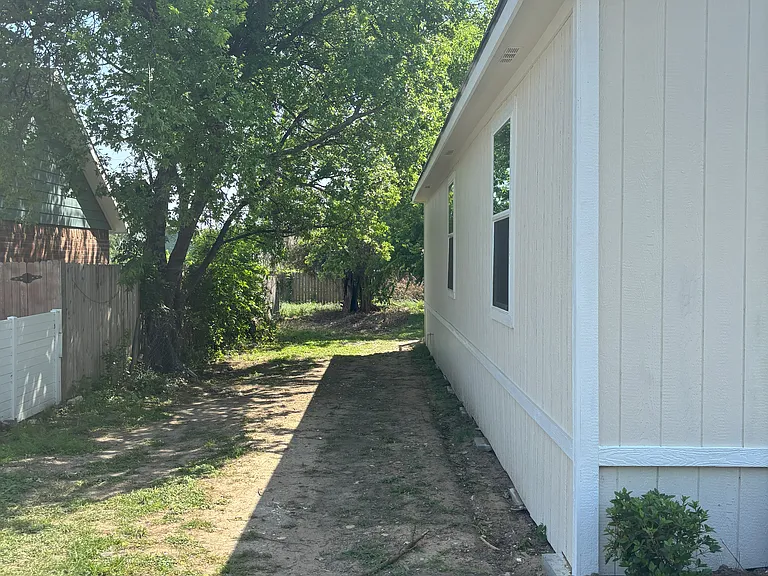 5609 Fernander Dr — Photo 25