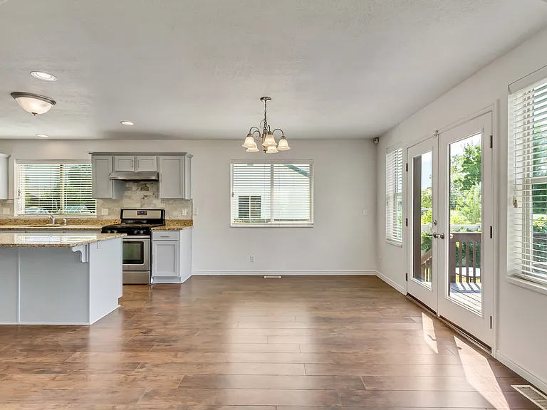 8637 S Golden Rain Cir — Photo 9