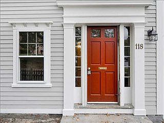 3rd image of 118 Peirce St