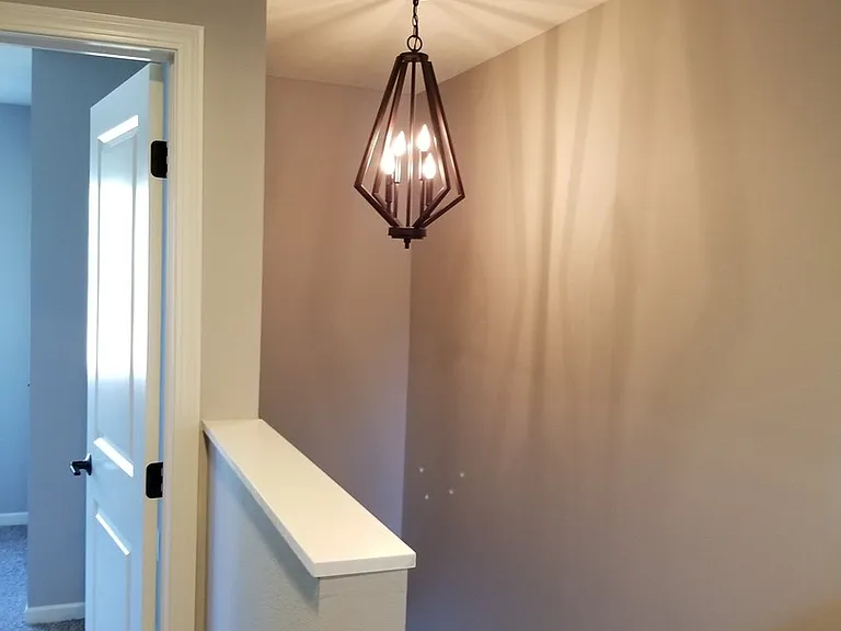 2613-2639 Apache Ct — Photo 7