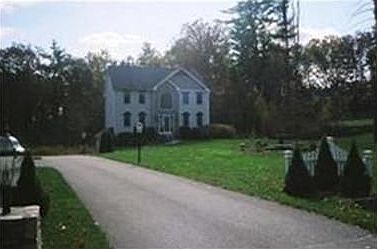 2nd image of 539 Marshall St