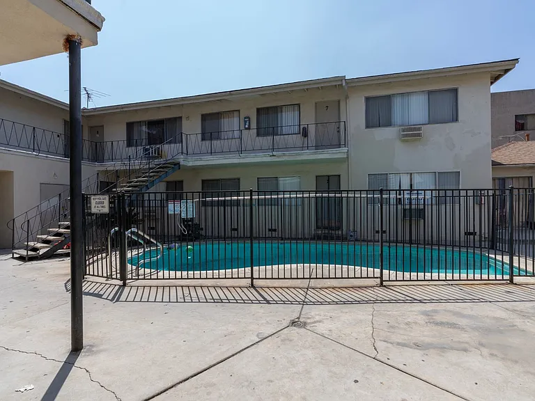 GD T 15150 Roscoe — Photo 13