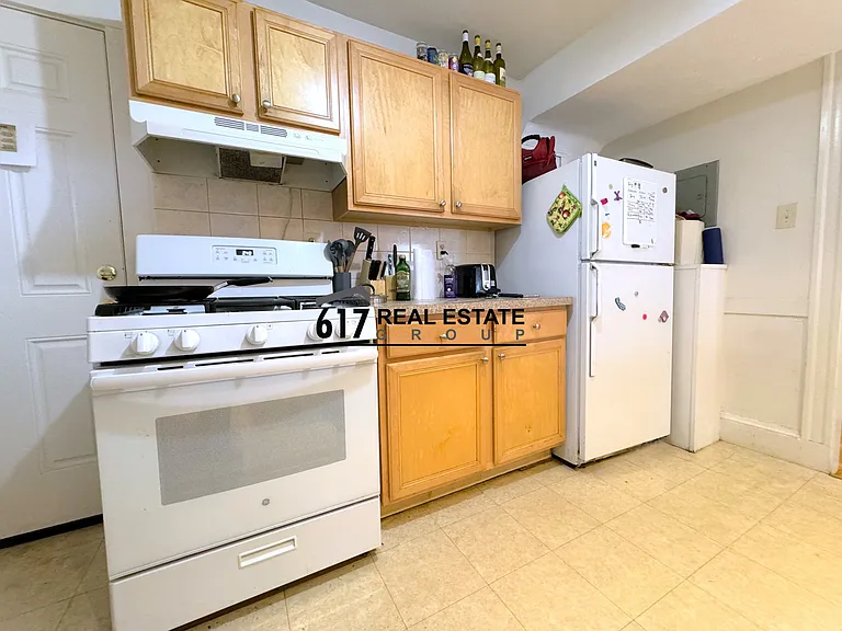 223 Summer St #L3 — Photo 8