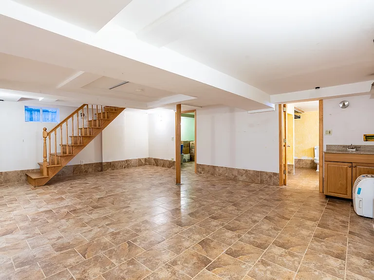 309 Chicago Ave #1 — Photo 17