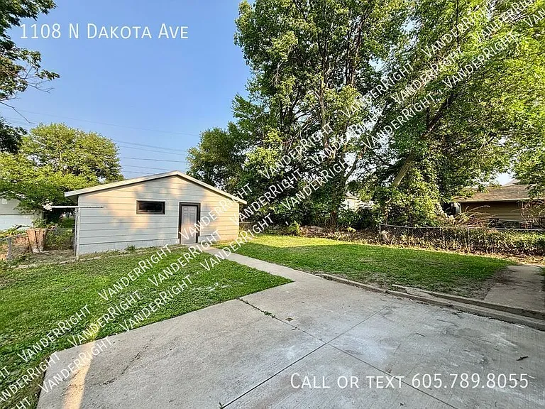 1108 N Dakota Ave — Photo 27