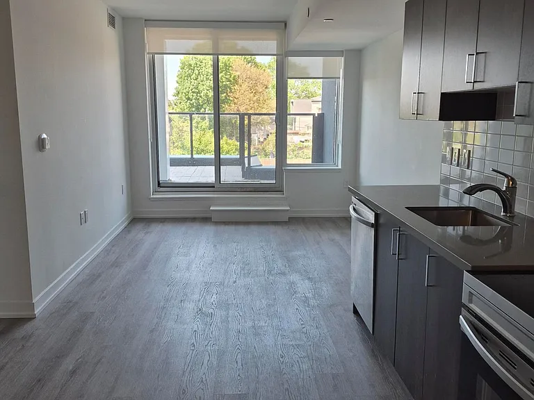 556 Marlee Ave #226 — Photo 4