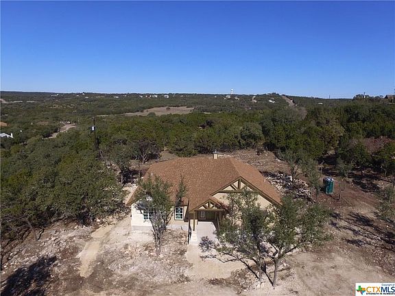 3rd image of 963 Shelly Dr