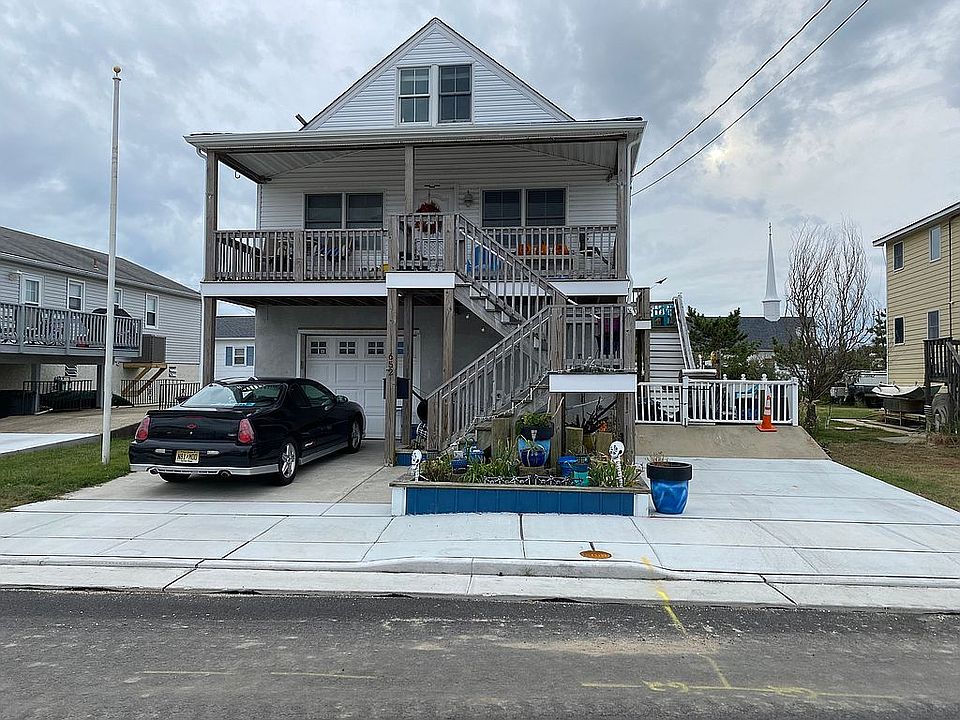 2nd image of 652 W Poplar Ave