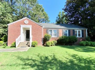 210 Bowles Ave, Greenwood, SC 29649