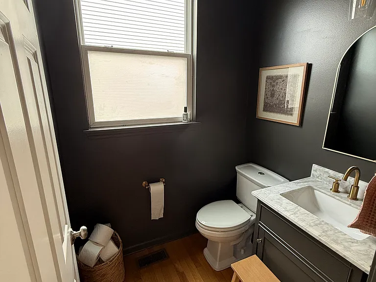 615 Mansfield Way — Photo 3