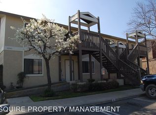 1261 S C St APT C, Oxnard, CA 93033