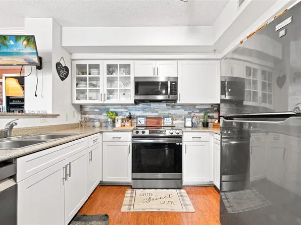 1919 Van Buren St APT 614A, Hollywood, FL 33020