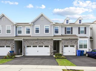 3608 Charleston Dr, Monroe Township, NJ 08831