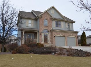 4706 W Vanderheyden Dr, Franklin, WI 53132