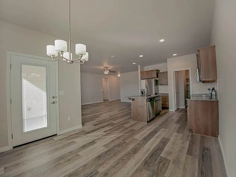 765 Shadowleaf Ave — Photo 5