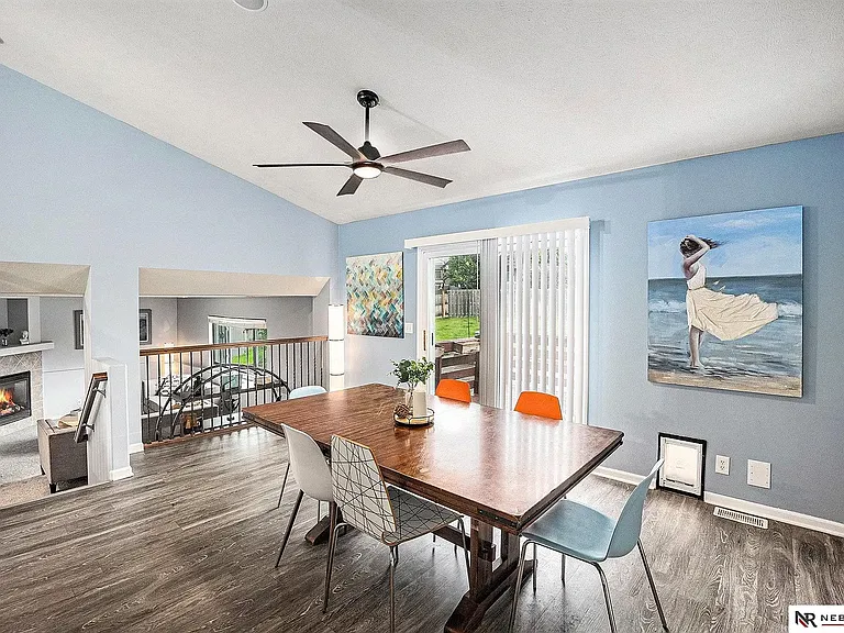 18552 Polk St — Photo 7