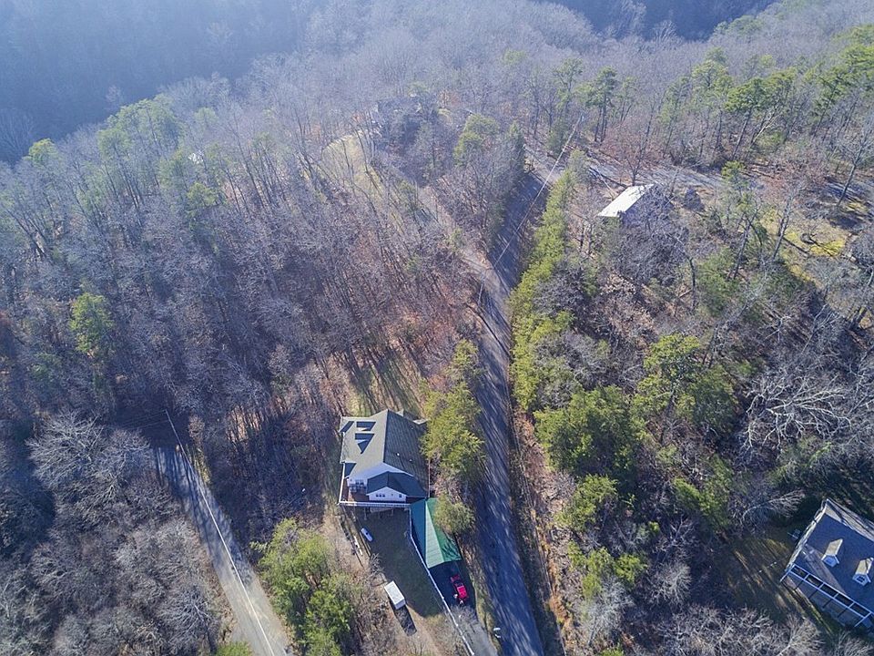 2nd image of 18 Spence Mountain Loop