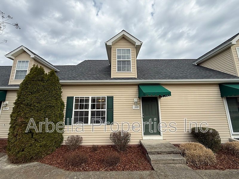 1st image of 1309 Kensington Pl