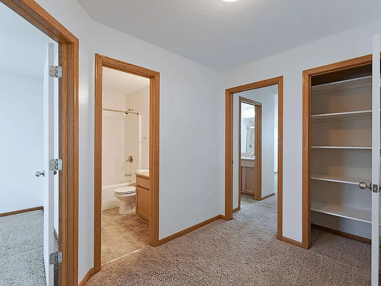 730 Norwood Dr — Photo 24