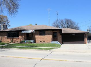 4222 Kinzie Ave, Racine, WI 53405