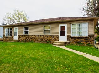 1916 Sheila St #1918, Woodstock, IL 60098