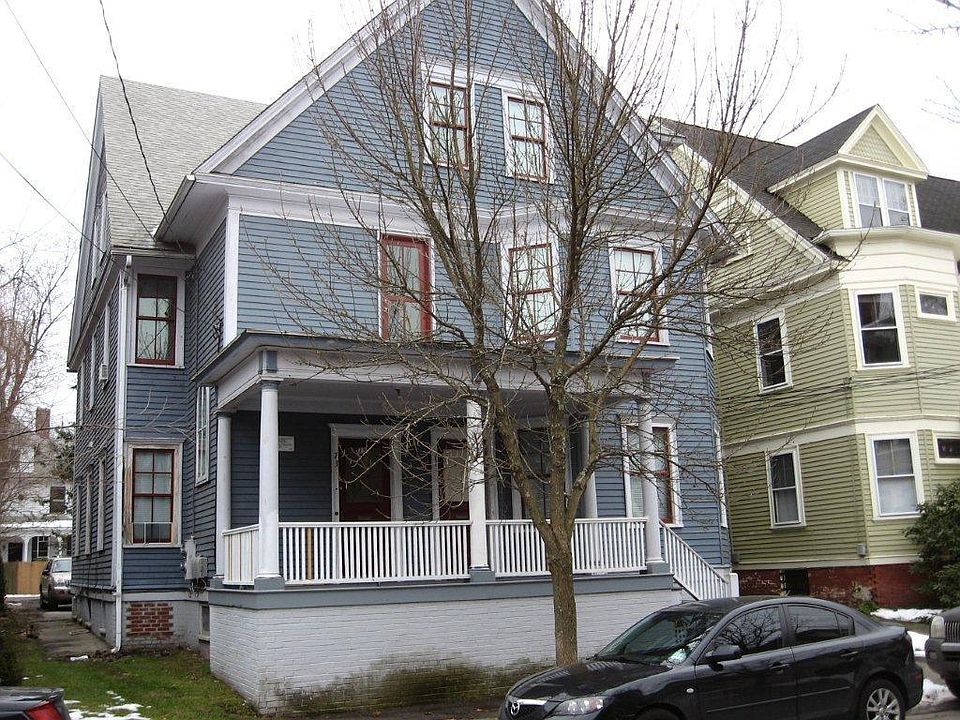 2nd image of 71 Barnes St #1