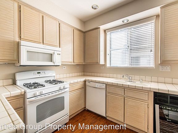 2nd image of 460 Navaro Way Unit 222