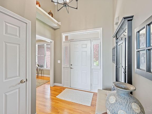 5th image of 2395 Clara Bea Ln
