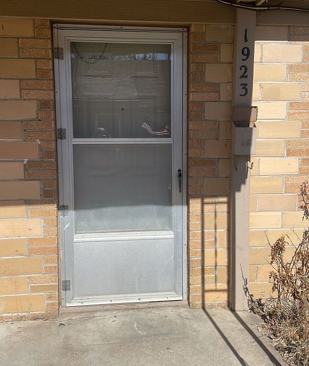 1st image of 2601 20th St #1923