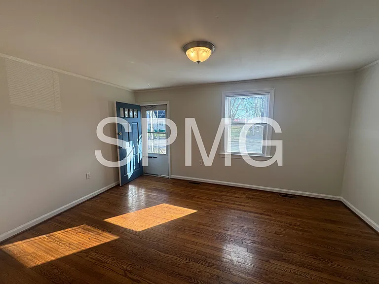 3126 Yardley Dr NW — Photo 19