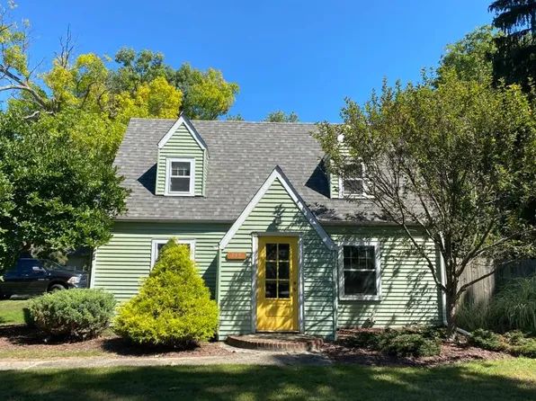 755 Rickett Rd, Brighton, MI 48116
