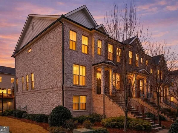 4219 Deming Cir, Sandy Springs, GA 30342