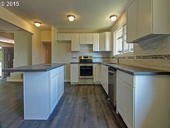 2nd image of 9413 NE 179th St