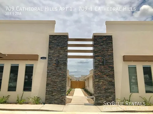 709 Cathedral Hl #1 Photo 1