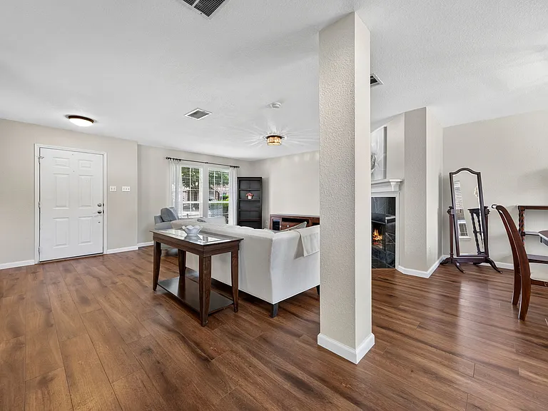 3612 Truman St — Photo 8