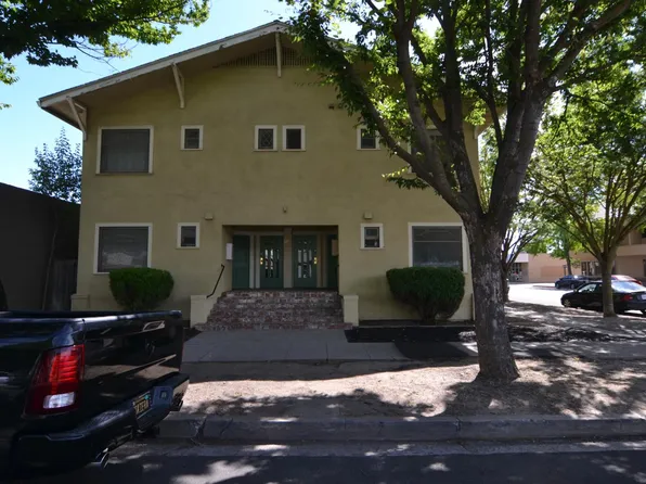 1133 13th St, Modesto, CA 95354