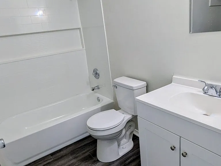 918 Coarsey Dr — Photo 6