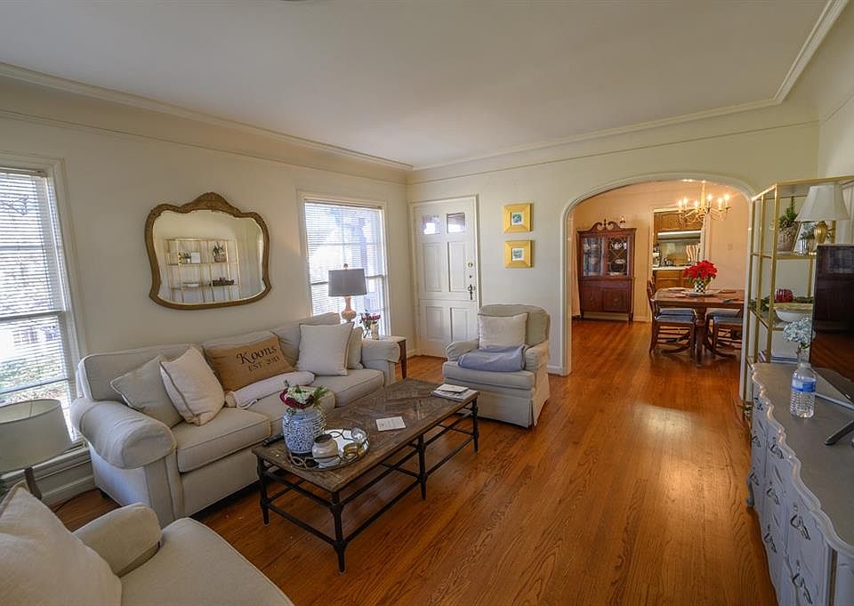 1st image of 4501 Emerson Ave APT 3