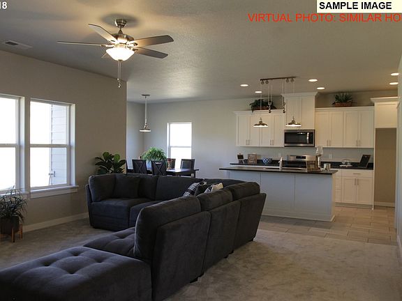 3rd image of 871 Sand Pines Ave