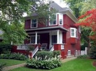 175 N Elmwood Ave, Oak Park, IL 60302