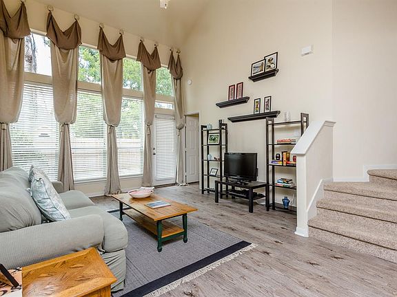 4th image of 8954 Silent Willow Ln
