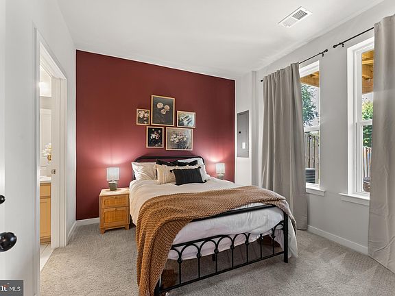 5th image of 609 Cherryview Dr