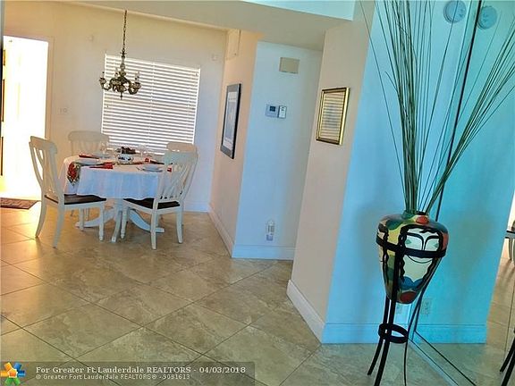 3rd image of 333 NE 21st Ave APT 1502