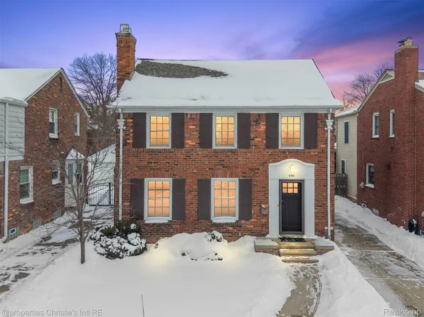 446 McKinley Ave, Grosse Pointe Farms, MI 48236